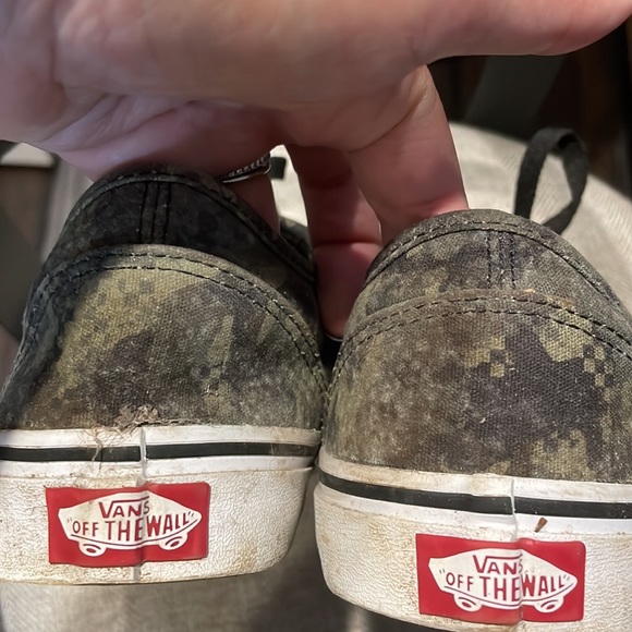 Vans camo sneakers - Picture 3 of 4
